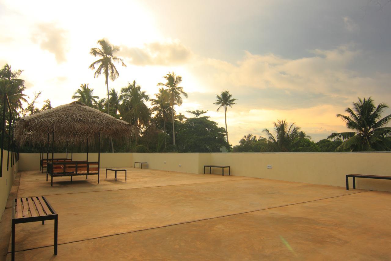 Jj'S Hostel มิริสซา ภายนอก รูปภาพ