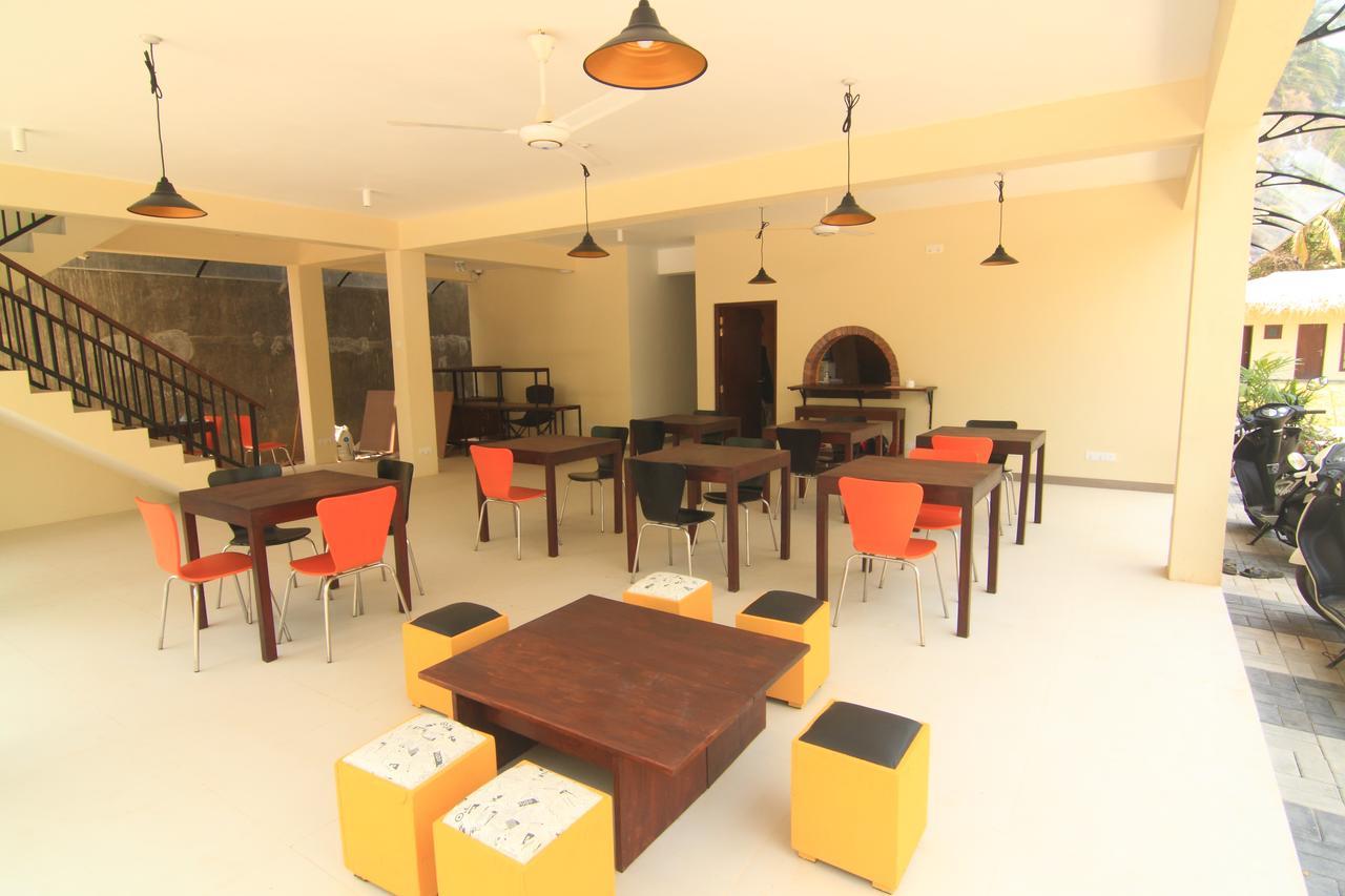 Jj'S Hostel มิริสซา ภายนอก รูปภาพ